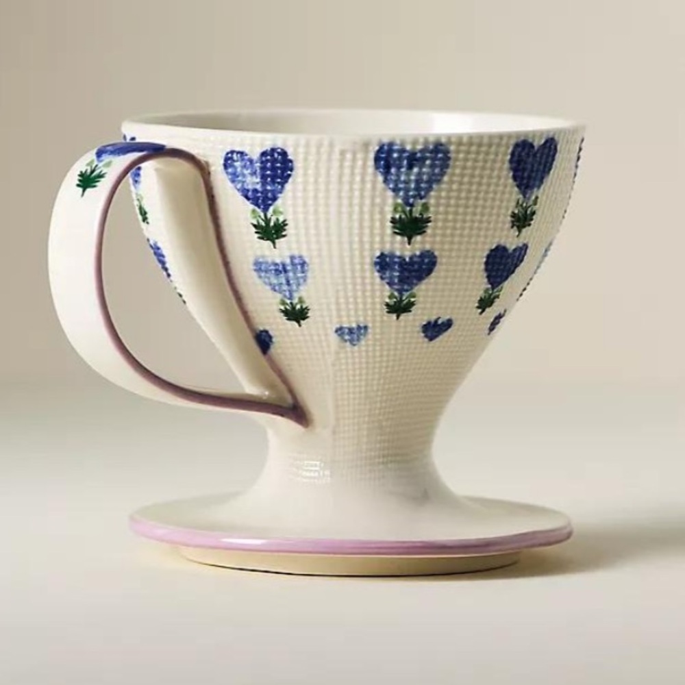 Anthropologie Annie Stoneware Handpainted Heart Floral Pour Over